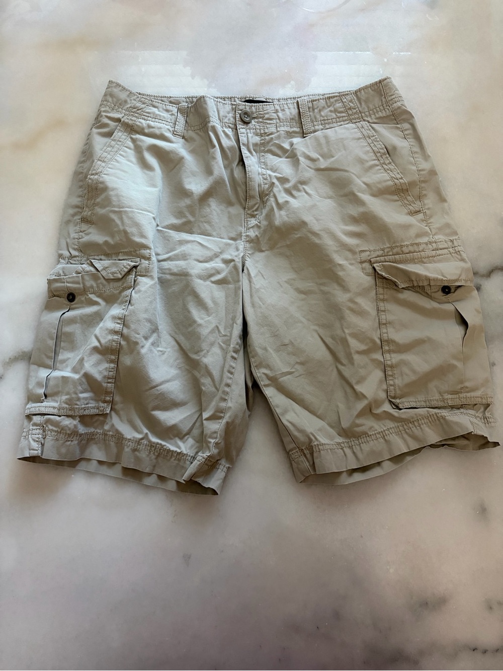 Apt. 9 Men's Cargo Shorts in Khaki